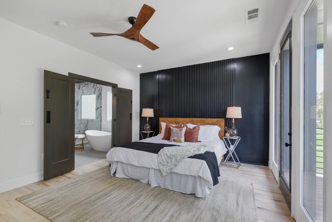 Photo - 11 Garden St