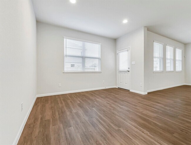 Photo - 24634 Bastiani Canvas Ln