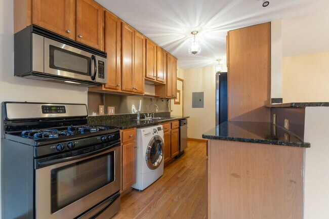 Photo - 313 Elgin Ave Unit 201