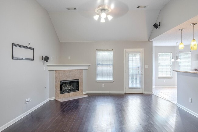 9716 Tucker Creek Cove