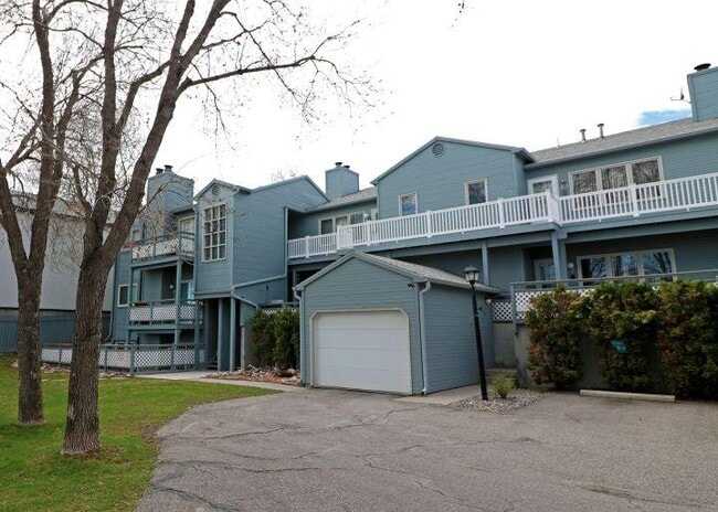 Building Photo - 2 bedroom in Billings MT 59102 Rental