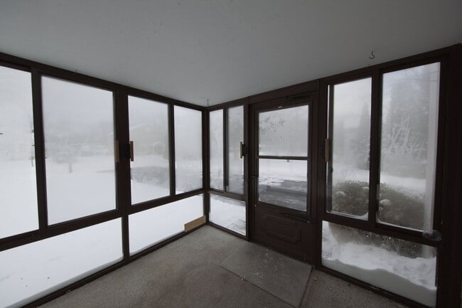 Photo - 9249 Whitall Ln