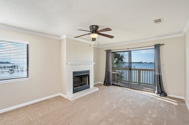 Photo - Waterfront Condo in Mary Esther! Unit 201
