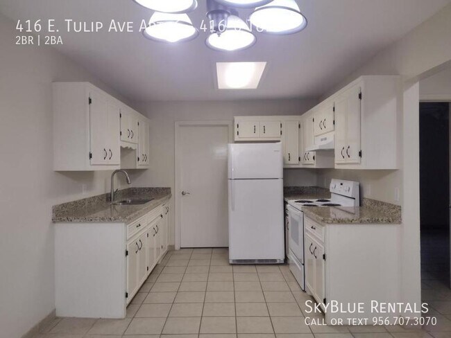 Building Photo - 416 E Tulip Ave Unit 416-6 Tulip