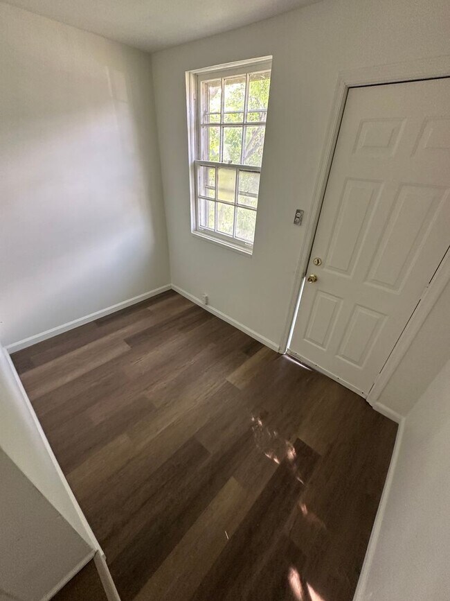 Photo - Beautiful 3 bedroom House for rent