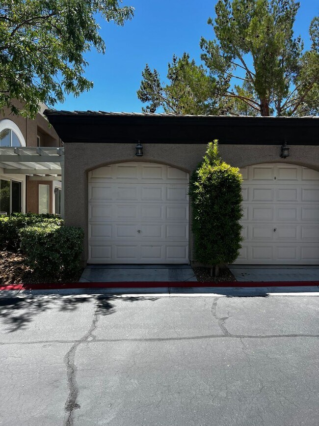 Photo - 801 Dana Hills Ct
