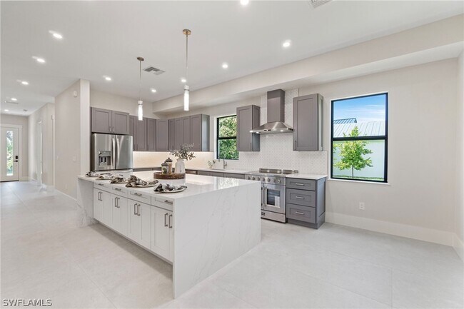 Photo - 2769 Van Buren Ave