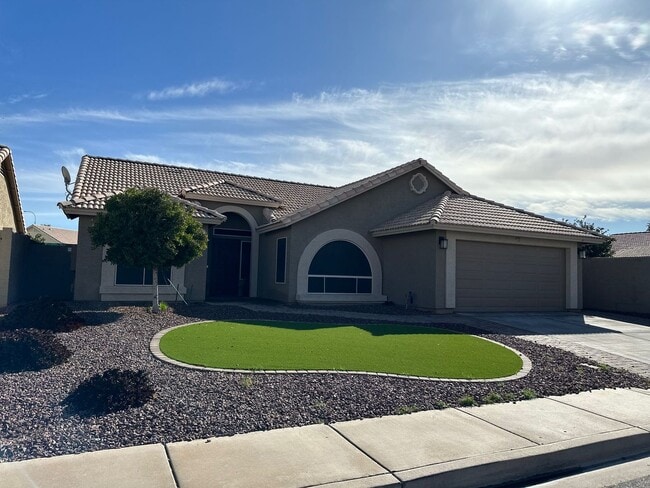 STUNNING 3 bed/2 bath remodel in Chandler ... - STUNNING 3 bed/2 bath remodel in Chandler ... Casa