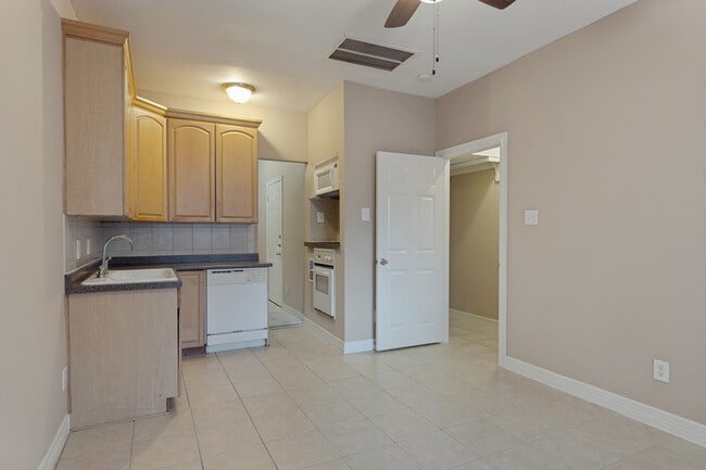 Photo - 4110 Woodhead St