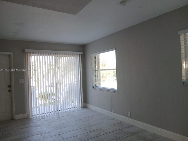 Photo - 3031 NE 21st Terrace Unit 5