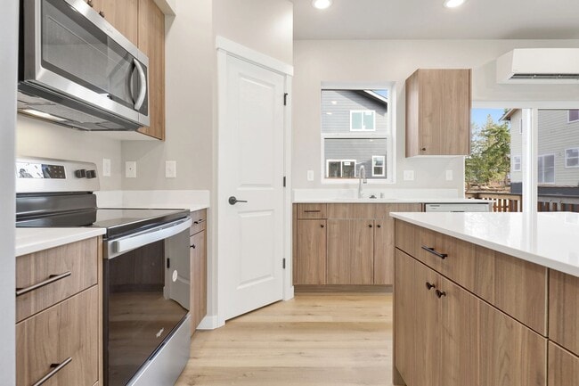Photo - 2960 Sweet Gum Dr Unidad 102