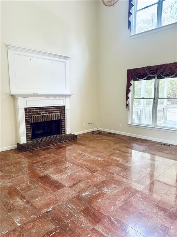 Photo - 811 Valley Dr