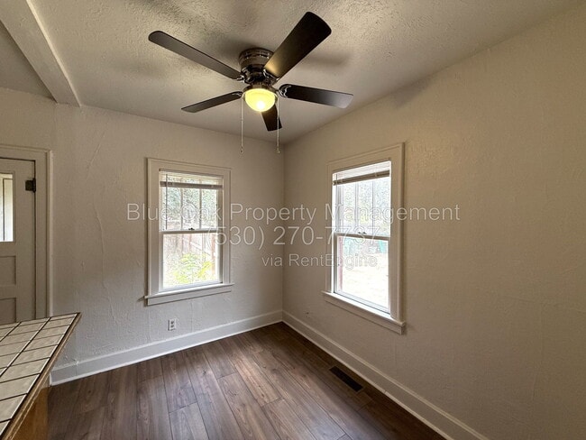 Photo - 1240 Chestnut St