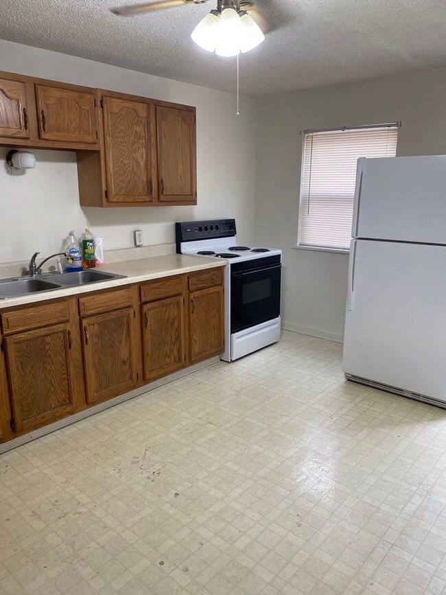 Photo - One bedroom apartment in Alton