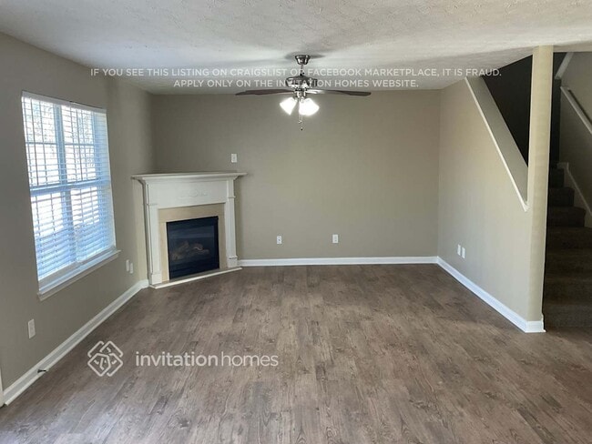 Photo - 1023 Lear Dr