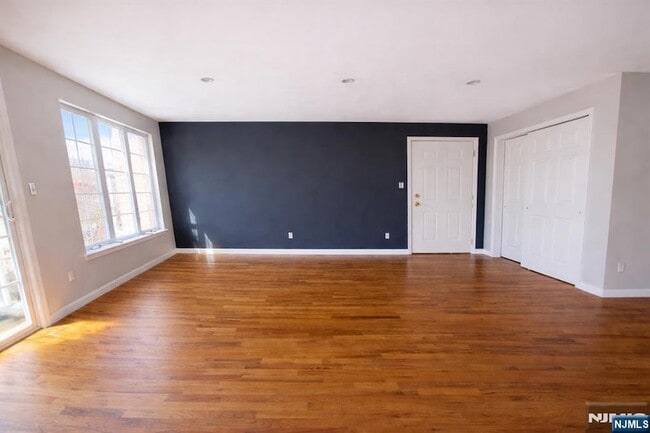 Photo - 231 N 12th St