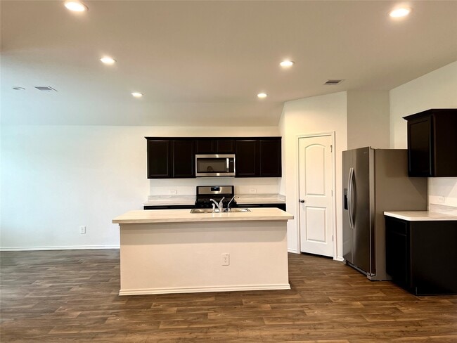 Photo - 5130 Cherry Tallow Trl