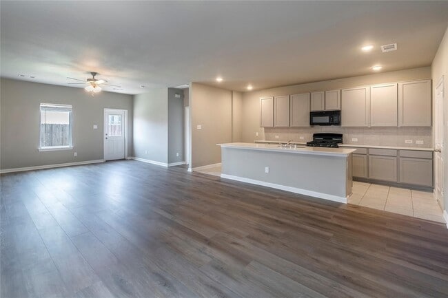 Photo - 2069 Hartley Dr