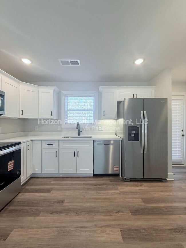 Photo - 7845 Wilkinson Dr