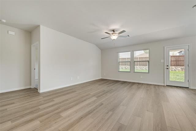 Photo - 2729 Nene St