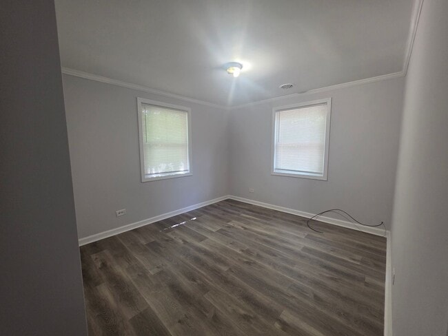 Photo - 212 Oak St Unit 3 Bedroom House on Oak Street