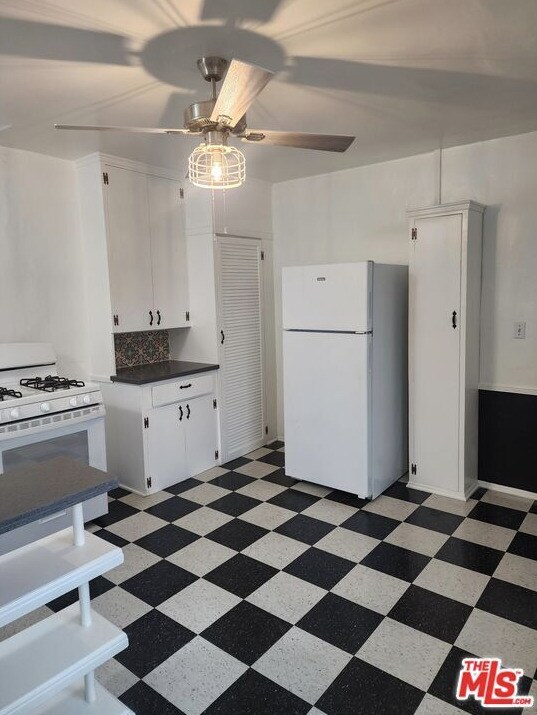 10556-10558 Santa Monica/1808-1810 Westholme
