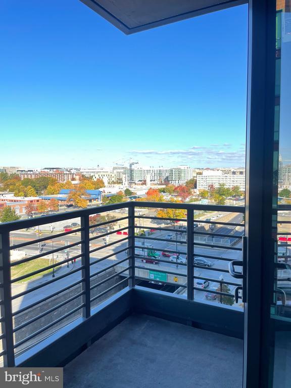 1211 Van St SE Unit 818