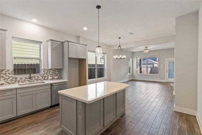 Photo - 18547 First Landing Drive