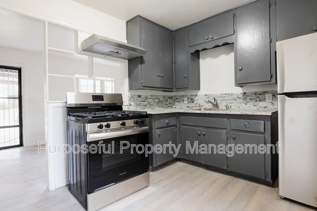 Photo - 3128 NE 15th St