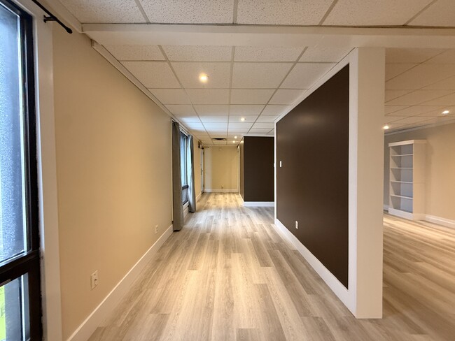 Photo - 400 Lutz St Unité B