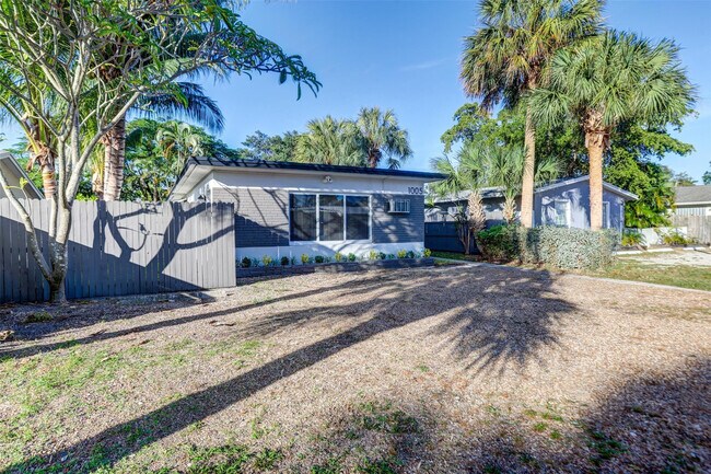 Photo - 1005 NE 17th Ct Unit B