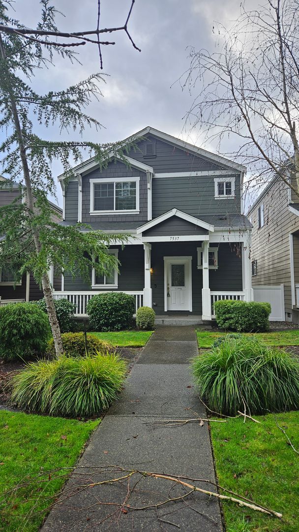 Building Photo - Hawks Praire Lacey 3 Bdrm Home!