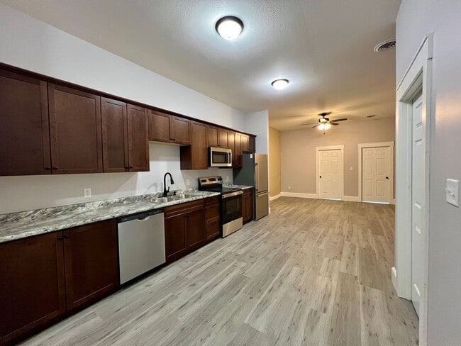 Photo - BRAND NEW! 2 Bedroom/1 Bathroom Unit For Lease in Delavan, Illinois Unidad 318-3