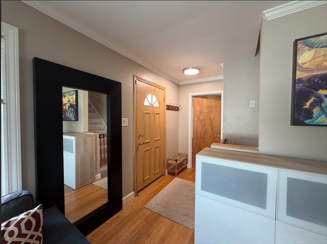 Photo - 5540 Fairview Ave