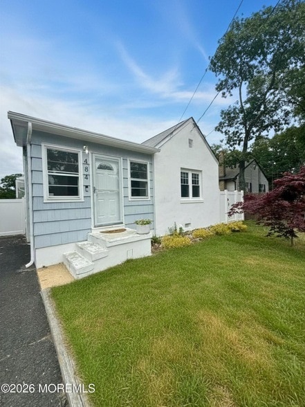 Photo - 484 Bara St