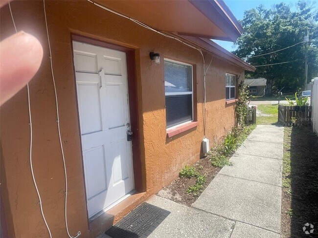 Building Photo - 15516 Westminister Ave Rental