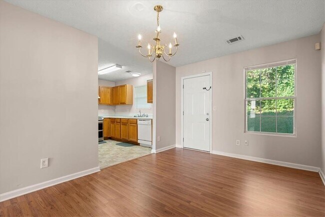 Photo - 5583 Windfall Ln