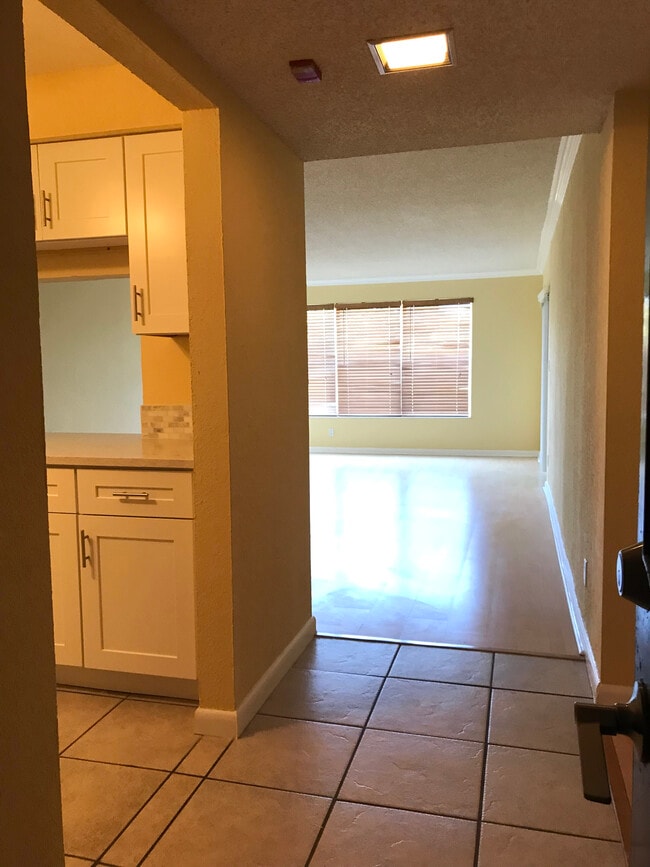 Photo - 2306 S Cypress Bend Dr Unit 318