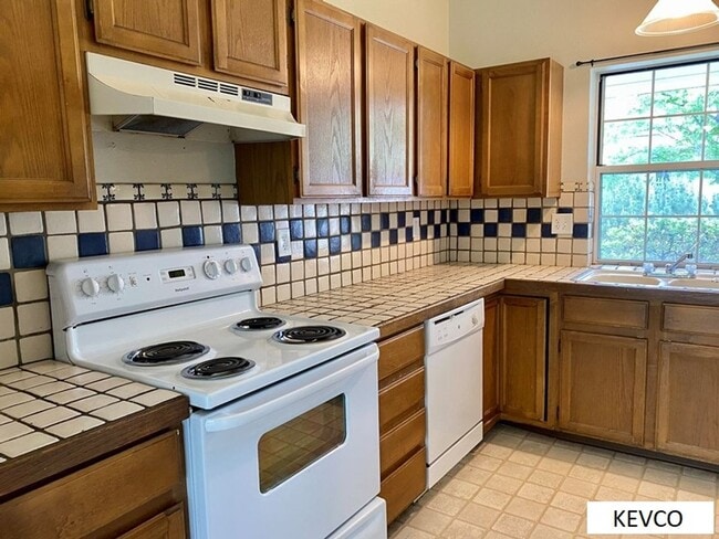 Photo - Fantastic Single Family Home, Ready to Make Home!