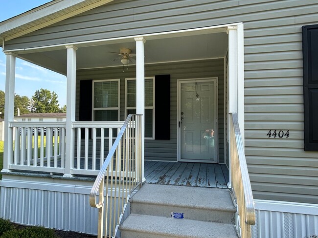 Photo - AVAILABLE JANUARY!!