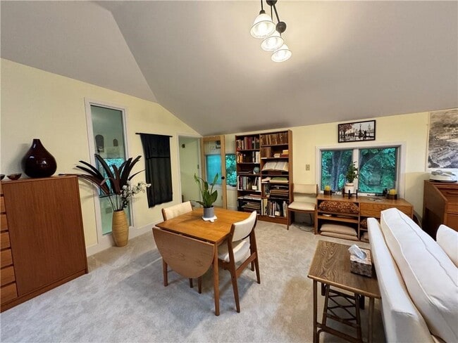 Building Photo - 333 Colebrook Dr Rental