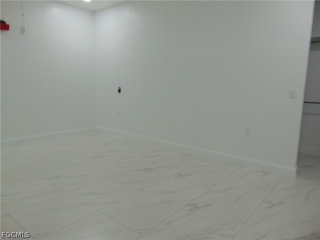 Photo - 9020 E Castle Cir