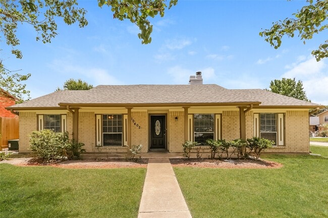 Photo - 10402 Sagetree Dr Casa