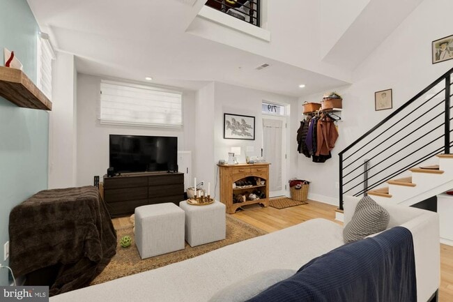 Photo - 719 18th St NE Unit 719-1