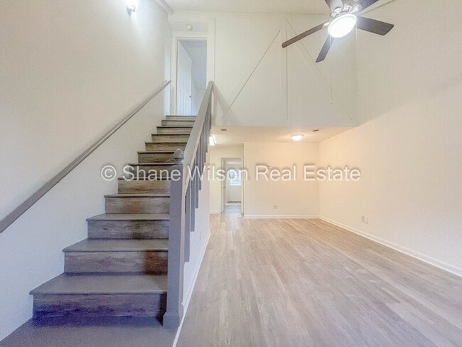 Photo - 3323 Steeple Cir NE