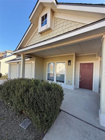 Photo - 1505 Lacewing Dr