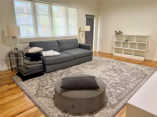 Photo - 1551 Lenox Ave. Unit 7