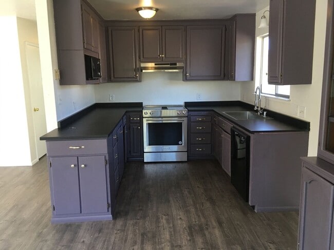 Photo - 2 Bedroom 2.5 Bath in Clearlake Riviera