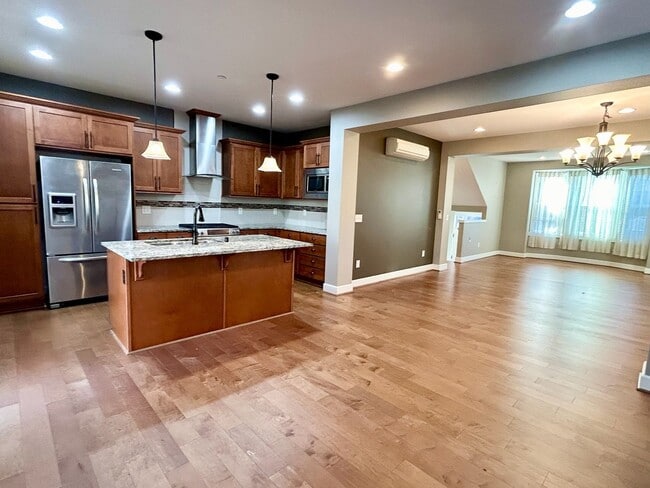 Photo - Issaquah Townhouse