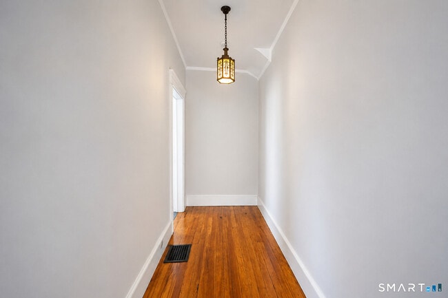 Photo - 760 Howe Ave Unit 1st fl
